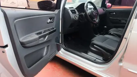 VOLKSWAGEN Fox 1.6 4P MSI COMFORTLINE FLEX, Foto 13