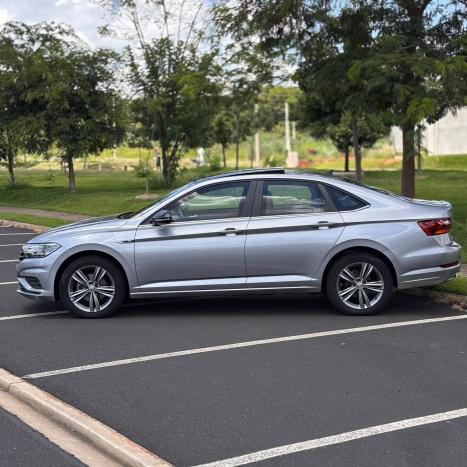 VOLKSWAGEN Jetta 1.4 4P 250 TSI R-LINE AUTOM�TICO, Foto 5