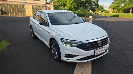 VOLKSWAGEN Jetta 1.4 4P 250 TSI R-LINE AUTOM�TICO, Foto 1