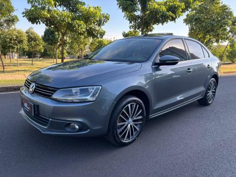 VOLKSWAGEN Jetta 2.0 4P TSI HIGHLINE 200 CV AUTOM�TICO, Foto 1