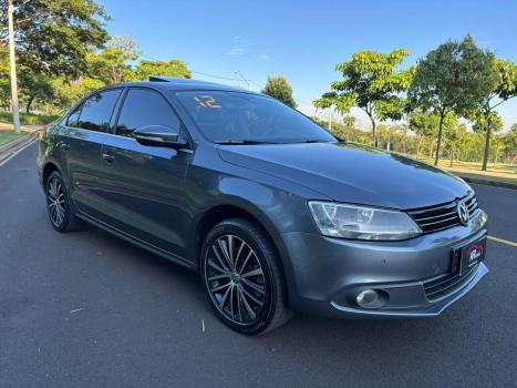 VOLKSWAGEN Jetta 2.0 4P TSI HIGHLINE 200 CV AUTOM�TICO, Foto 3
