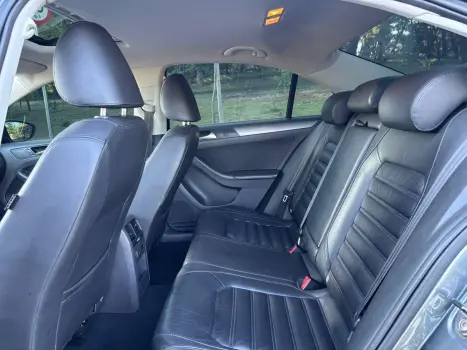 VOLKSWAGEN Jetta 2.0 4P TSI HIGHLINE 200 CV AUTOM�TICO, Foto 9