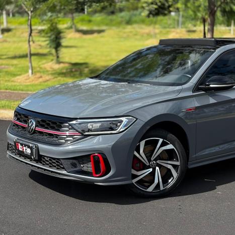 VOLKSWAGEN Jetta 2.0 4P 350 TSI GLI AUTOM�TICO DSG, Foto 2