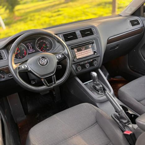VOLKSWAGEN Jetta 2.0 4P COMFORTLINE TIPTRONIC AUTOM�TICO, Foto 9