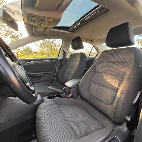 VOLKSWAGEN Jetta 2.0 4P COMFORTLINE TIPTRONIC AUTOM�TICO, Foto 10