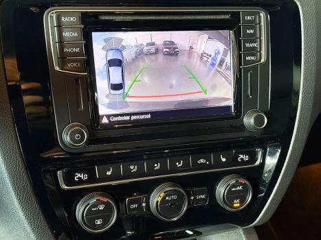 VOLKSWAGEN Jetta 2.0 4P TSI HIGHLINE 211 CV AUTOM�TICO, Foto 8