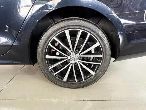 VOLKSWAGEN Jetta 2.0 4P TSI HIGHLINE 211 CV AUTOM�TICO, Foto 13