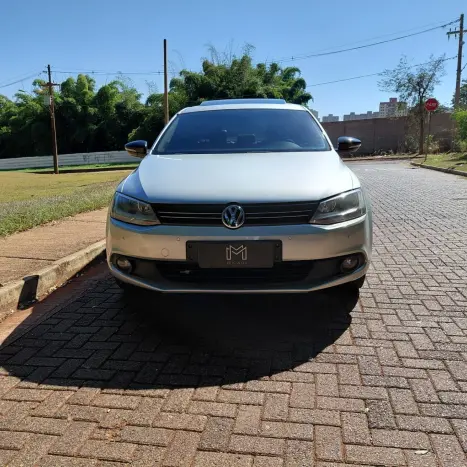 VOLKSWAGEN Jetta 2.0 4P FLEX COMFORTLINE TIPTRONIC AUTOM�TICO, Foto 2