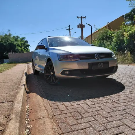 VOLKSWAGEN Jetta 2.0 4P FLEX COMFORTLINE TIPTRONIC AUTOM�TICO, Foto 3