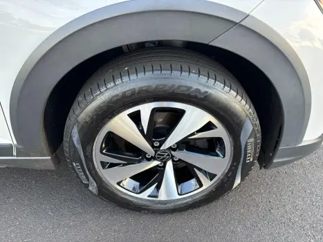 VOLKSWAGEN Nivus 1.0 4P FLEX 200 TSI COMFORTLINE TURBO AUTOMTICO, Foto 10