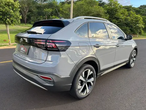 VOLKSWAGEN Nivus 1.0 4P FLEX 200 TSI HIGHLINE TURBO AUTOM�TICO, Foto 4