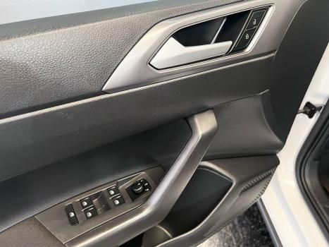 VOLKSWAGEN Nivus 1.0 4P FLEX 200 TSI COMFORTLINE TURBO AUTOMÁTICO, Foto 6