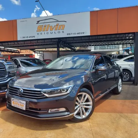 VOLKSWAGEN Passat 2.0 16V 4P TSI TURBO BLUEMOTION HIGHLINE AUTOM�TICO DSG, Foto 2