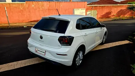 VOLKSWAGEN Polo Hatch 1.0 4P 170 TSI COMFORTLINE AUTOM�TICO, Foto 4