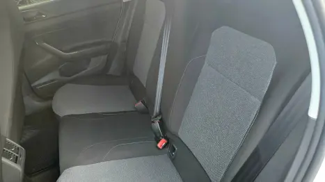 VOLKSWAGEN Polo Hatch 1.0 4P 170 TSI COMFORTLINE AUTOM�TICO, Foto 8