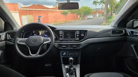 VOLKSWAGEN Polo Hatch 1.0 4P 170 TSI COMFORTLINE AUTOM�TICO, Foto 9