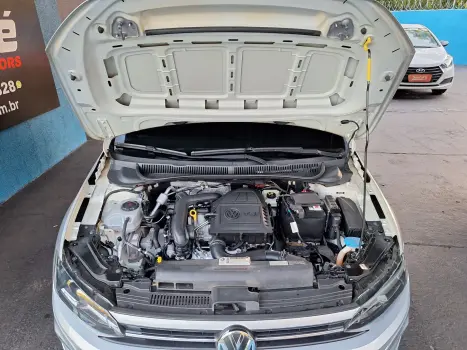 VOLKSWAGEN Polo Hatch 1.0 12V 4P 200 TSI HIGHLINE AUTOM�TICO, Foto 23