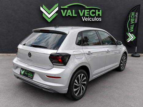 VOLKSWAGEN Polo Hatch 1.0 4P 170 TSI HIGHLINE AUTOMÁTICO, Foto 14