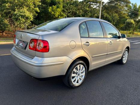 VOLKSWAGEN Polo Sedan 1.6 4P FLEX, Foto 6