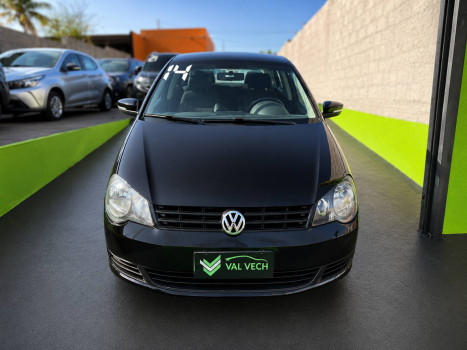 VOLKSWAGEN Polo Sedan 1.6 4P FLEX, Foto 2