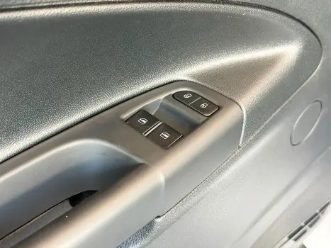 VOLKSWAGEN Saveiro 1.6 FLEX MSI ROBUST CABINE SIMPLES, Foto 8