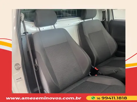 VOLKSWAGEN Saveiro 1.6 G7 CABINE SIMPLES ROBUST FLEX, Foto 7