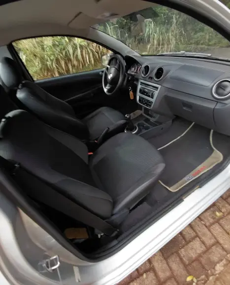 VOLKSWAGEN Saveiro 1.6 16V FLEX MSI ROBUST CABINE DUPLA, Foto 7