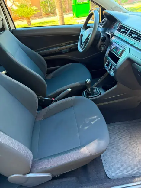 VOLKSWAGEN Saveiro 1.6 G7 ROBUST CABINE DUPLA FLEX, Foto 12