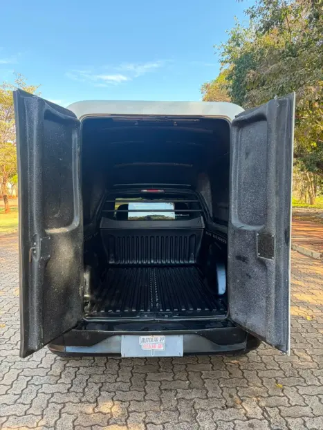 VOLKSWAGEN Saveiro 1.6 16V FLEX MSI ROBUST CABINE SIMPLES, Foto 6