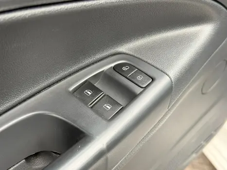 VOLKSWAGEN Saveiro 1.6 FLEX MSI ROBUST CABINE SIMPLES, Foto 6