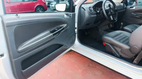 VOLKSWAGEN Saveiro 1.6 G5 TREND CABINE ESTENDIDA FLEX, Foto 12