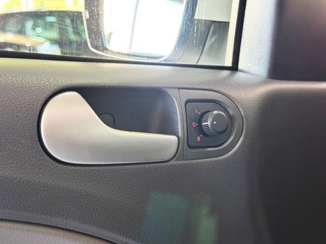 VOLKSWAGEN Saveiro , Foto 11