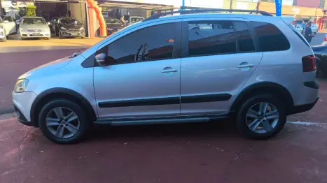 VOLKSWAGEN Space Cross 1.6 4P FLEX, Foto 6