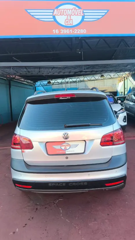 VOLKSWAGEN Space Cross 1.6 4P FLEX, Foto 8