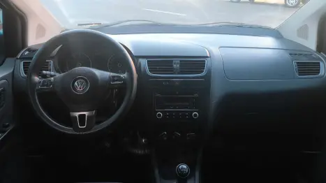 VOLKSWAGEN Space Cross 1.6 4P FLEX, Foto 9