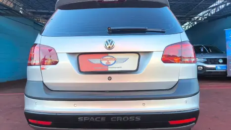 VOLKSWAGEN Space Cross 1.6 4P FLEX, Foto 16
