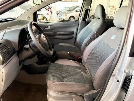 VOLKSWAGEN Space Fox 1.6 4P FLEX ROUTE, Foto 4 VOLKSWAGEN Space Fox 1.6 4P FLEX ROUTE, Foto 4