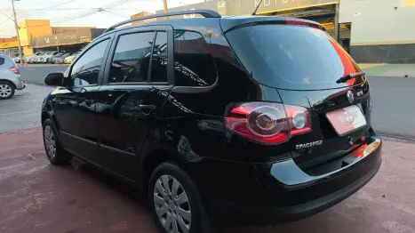 VOLKSWAGEN Space Fox 1.6 4P FLEX TREND, Foto 4