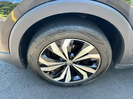 VOLKSWAGEN T-Cross 1.0 4P 200 TSI FLEX COMFORTLINE AUTOM�TICO, Foto 9