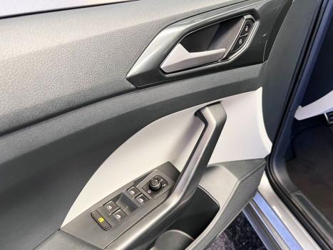 VOLKSWAGEN T-Cross 1.4 4P 250 TSI FLEX HIGHLINE AUTOM�TICO, Foto 6