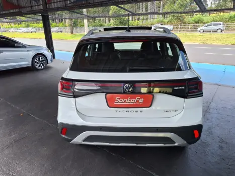 VOLKSWAGEN T-Cross 1.4 4P 250 TSI FLEX HIGHLINE AUTOM�TICO, Foto 5