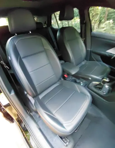 VOLKSWAGEN T-Cross 1.4 4P 250 TSI FLEX HIGHLINE AUTOM�TICO, Foto 10