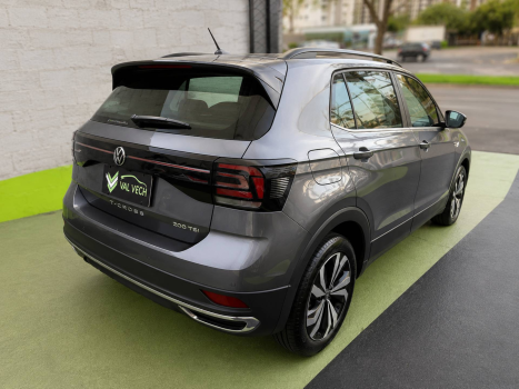 VOLKSWAGEN T-Cross 1.0 4P 200 TSI FLEX COMFORTLINE AUTOM�TICO, Foto 17