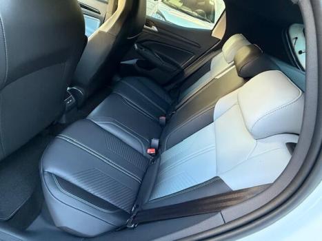 VOLKSWAGEN Tera 1.0 12V 4P 170 TSI HIGH AUTOM�TICO, Foto 11