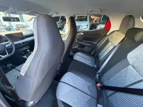 VOLKSWAGEN Tera 1.0 12V 4P 170 TSI COMFORT AUTOM�TICO, Foto 9