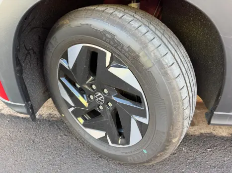 VOLKSWAGEN Tera 1.0 12V 4P 170 TSI COMFORT AUTOM�TICO, Foto 13