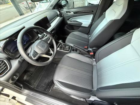 VOLKSWAGEN Tera 1.0 12V 4P 170 TSI HIGH AUTOM�TICO, Foto 9