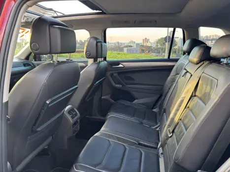 VOLKSWAGEN Tiguan 1.4 250 TSI TOTAL FLEX ALLSPACE COMFORTLINE TURBO AUTOMTICO TIPTRONIC, Foto 12