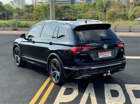 VOLKSWAGEN Tiguan 2.0 350 TSI TOTAL FLEX ALLSPACE R-LINE 4-MOTION TURBO AUTOMÁTICO DSG, Foto 3 VOLKSWAGEN Tiguan 2.0 350 TSI TOTAL FLEX ALLSPACE R-LINE 4-MOTION TURBO AUTOMÁTICO DSG, Foto 3