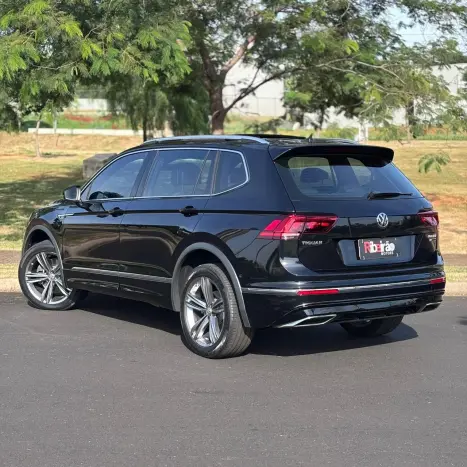 VOLKSWAGEN Tiguan 2.0 350 TSI TOTAL FLEX ALLSPACE R-LINE 4-MOTION TURBO AUTOM�TICO DSG, Foto 6